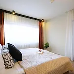 Apartman 313 W Pieciogwiazdkowym Royal Tulip Plaza 200 M Dobruk *