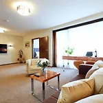 Apartman 313 W Pieciogwiazdkowym Royal Tulip Plaza 200 M Dobruk *