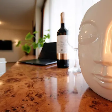 Daire 313 W Pieciogwiazdkowym Royal Tulip Plaza 200 M Dobruk *