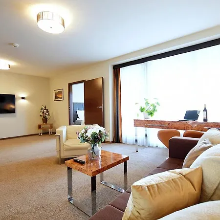 Daire 313 W Pieciogwiazdkowym Royal Tulip Plaza 200 M Dobruk *