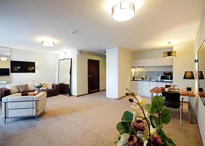 313 W Pieciogwiazdkowym Royal Tulip Plaza 200 M Dobruk *