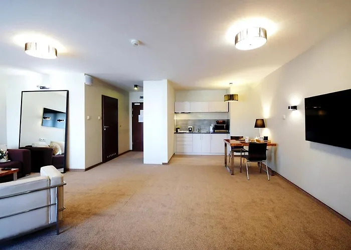 313 W Pieciogwiazdkowym Royal Tulip Plaza 200 M Dobruk Apartman